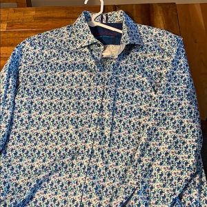 Robert Graham dress shirt long sleeve.